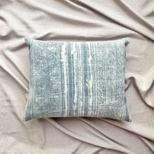 Load image into Gallery viewer, Vintage Fabric Pillow #T.1051
