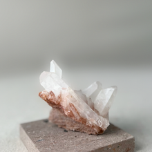 Load image into Gallery viewer, Candle Quartz Cluster