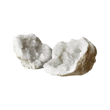 Load image into Gallery viewer, Clear Quartz Geode Halves