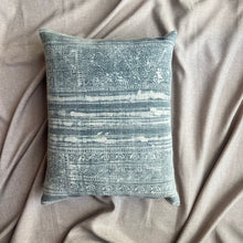 Load image into Gallery viewer, Vintage Fabric Pillow #T.1051