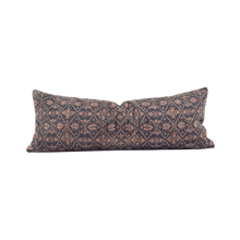 Load image into Gallery viewer, Koro Lumbar Pillow