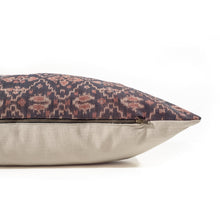 Load image into Gallery viewer, Koro Lumbar Pillow