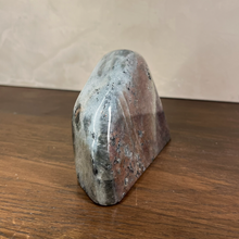 Load image into Gallery viewer, Purple Labradorite Freeform Stone