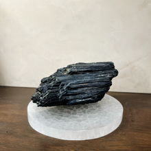 Load image into Gallery viewer, Raw Black Tourmaline Schorl