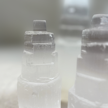 Load image into Gallery viewer, Selenite Tower
