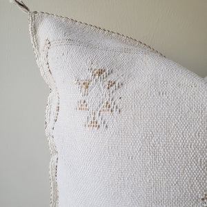 White Oat Sabra Silk Pillow