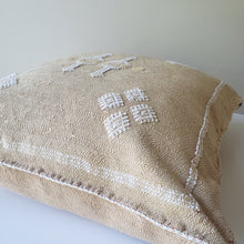 Load image into Gallery viewer, Nugget Gold Cactus Silk Pillow