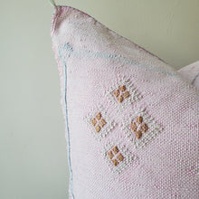 Load image into Gallery viewer, Pink Passion Sabra Silk Pillow Cover