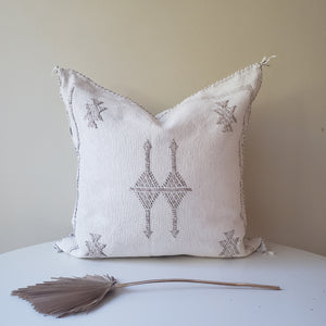 White Pearl Sabra Silk Pillow Cover