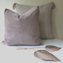 Load image into Gallery viewer, Striped Woven Throw