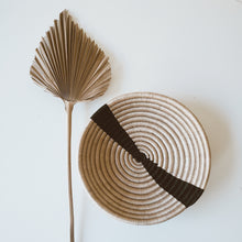 Load image into Gallery viewer, Sisal &amp; Banana Wall Basket